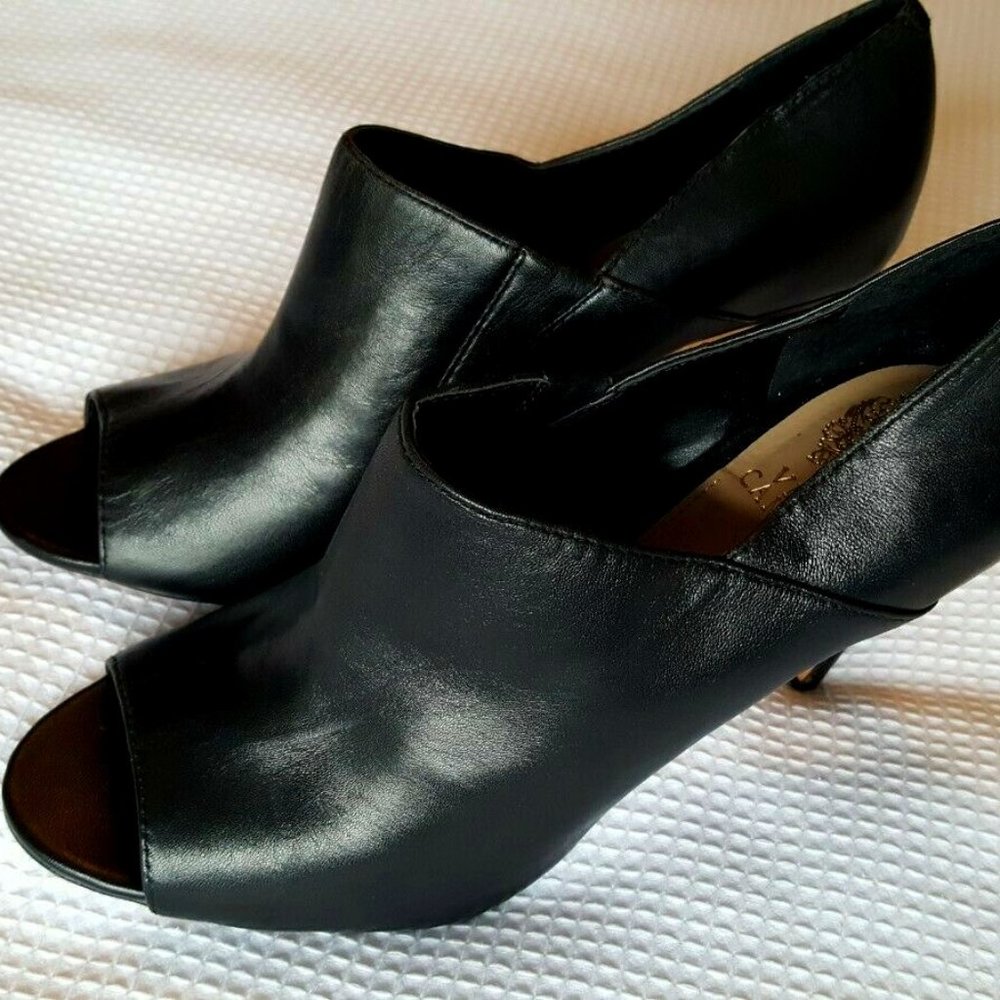 NEW Vince Camuto Women's 9.5 Leather High Heels Shoes